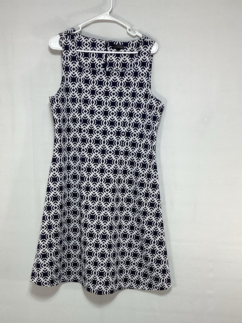 The Limited Size 12 Navy and White Geometric Midi Dress